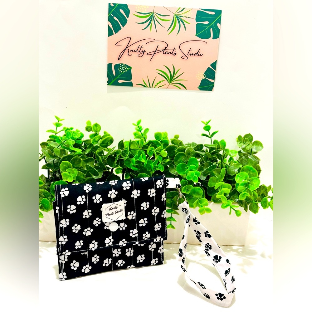 COPY - Knotty Plants Studio Dog Black and White Bag and Toy